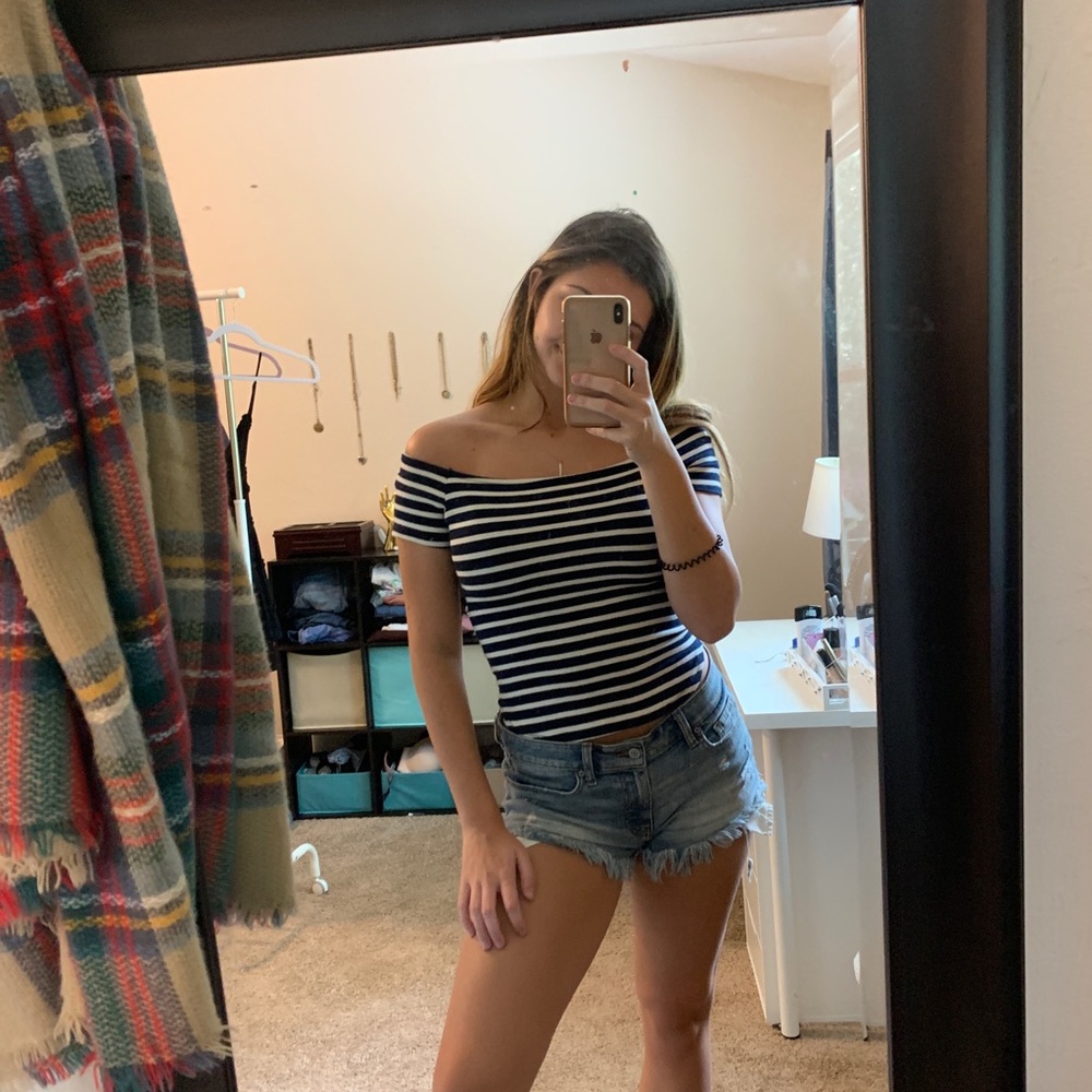Navy & White Top (can be OTS)